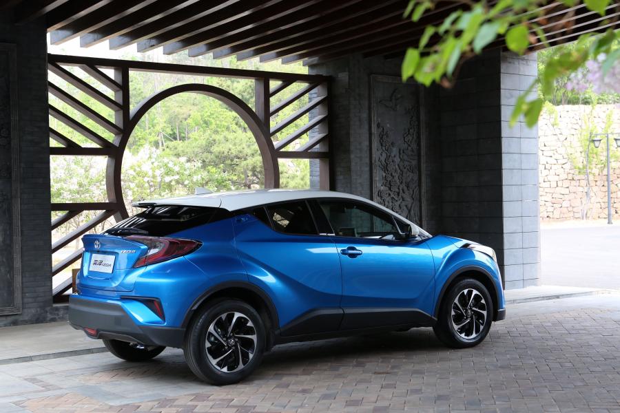  Toyota Izoa 2018 года  (фото 9 из 24)